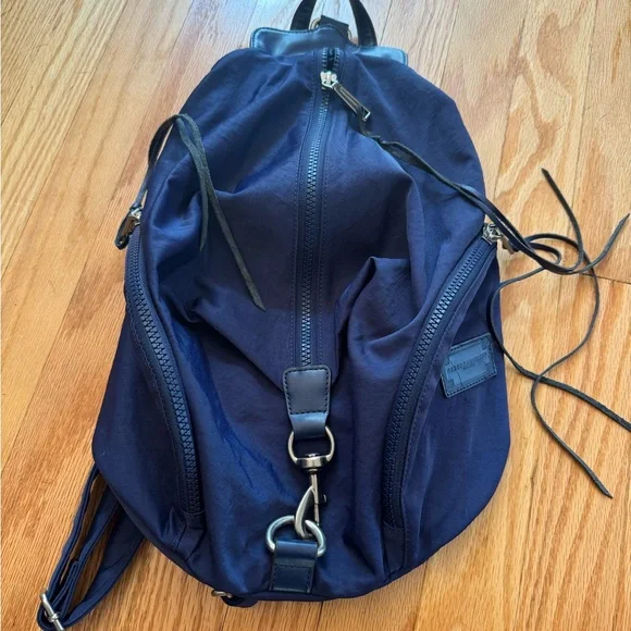 Rebecca Minkoff | Bags | Rebecca Minkoff Julian Med Backpack  display picture 3